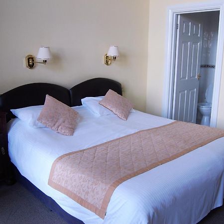 Hotel Victoria New Quay Buitenkant foto