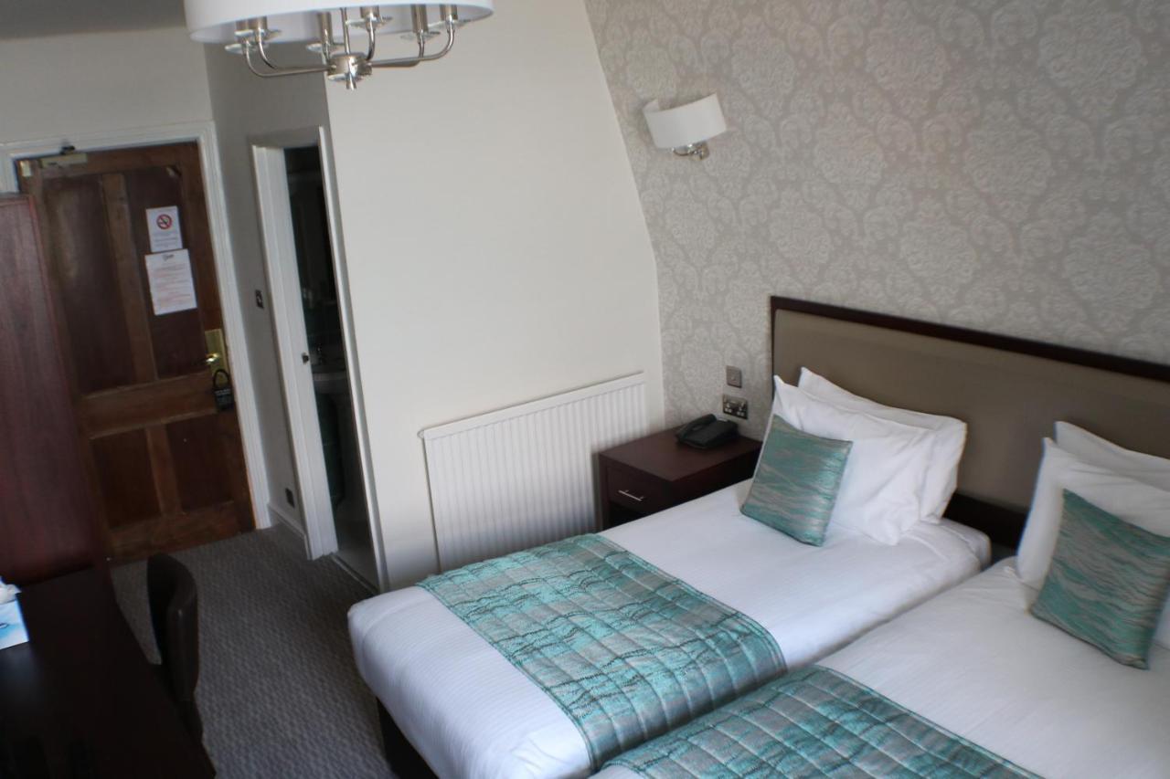 Hotel Victoria New Quay Buitenkant foto
